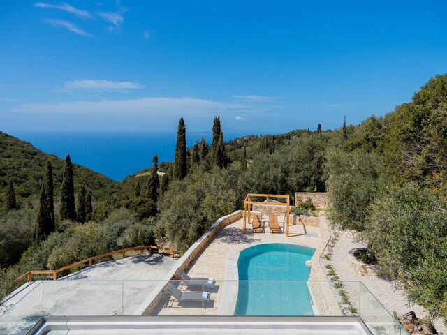 Un Joyau Unique à Makrades