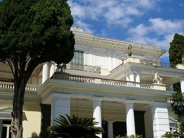 Palais Achilleion: une attraction à ne pas manquer à Corfou.