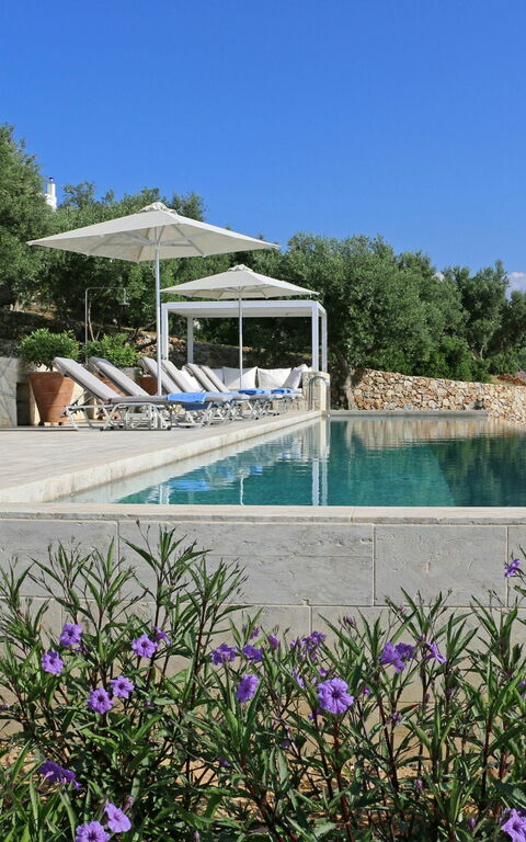 Escapade Eco-green : Une maison de rêve en parfait style éco-durable.