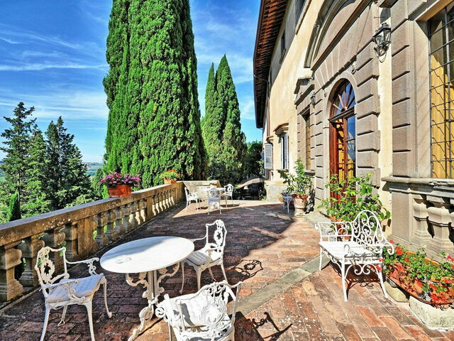 Extreme Makeover Castle Edition : Un nouveau look pour le Montegufoni 27.