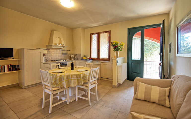 Logement Casa Rossa 7: Cuisine, Salle à manger