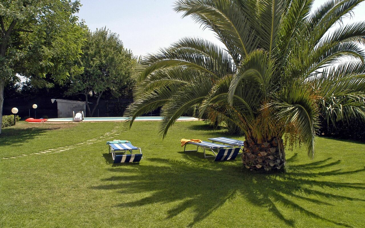 Poderino: Jardin