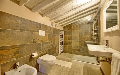 Logement Montegufoni 28: Salle de bain