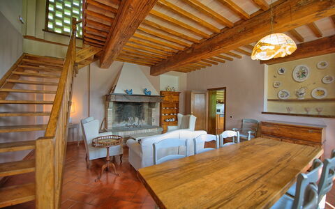 Logement Villa Acciaioli: Salle à manger, Salon