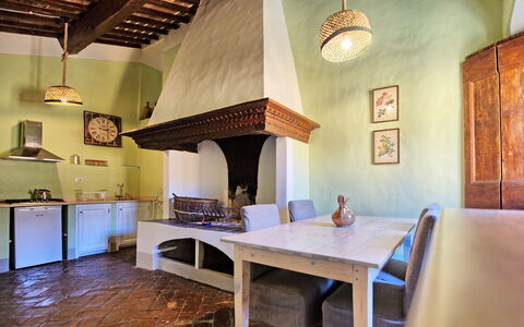 Logement Montegufoni 29: Salle à manger, Salon