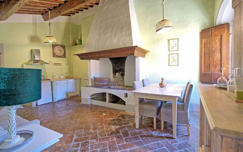 Logement Montegufoni 29: Salle à manger, Salon