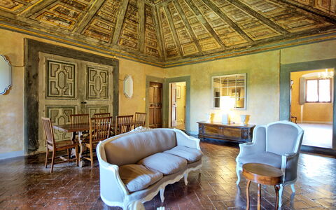 Logement Cupola: Salle à manger, Salon
