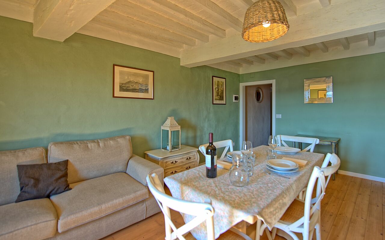 Logement Bellavista: Salle à manger, Salon