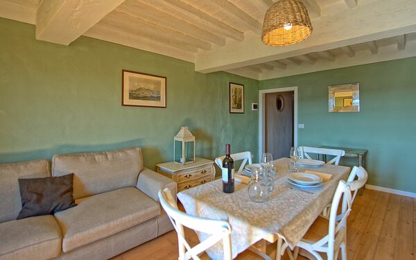 Logement Bellavista: Salle à manger, Salon