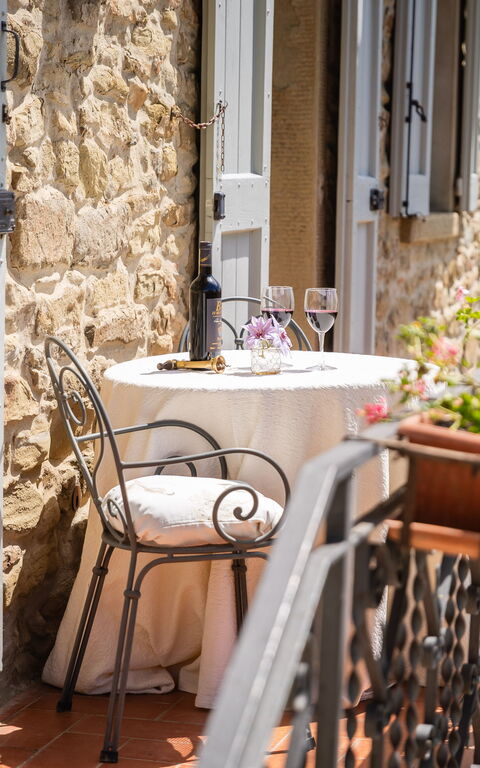Casa Ivan: Extérieur, Extérieurs