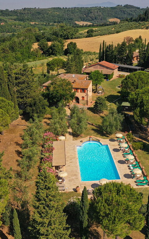 Montelopio: bassin, Vues