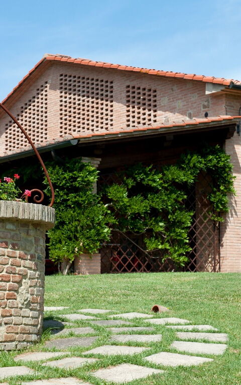 Montelopio: Extérieurs, Jardin