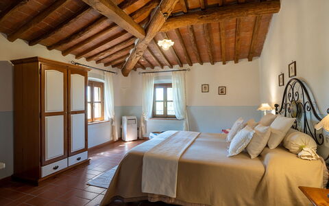 Logement Montelopio 4: chambre à coucher