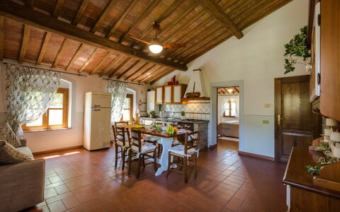 Logement Montelopio 4: Cuisine, Salle à manger, Salon