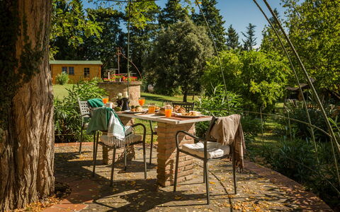 Logement Montelopio 4: Extérieur, Jardin