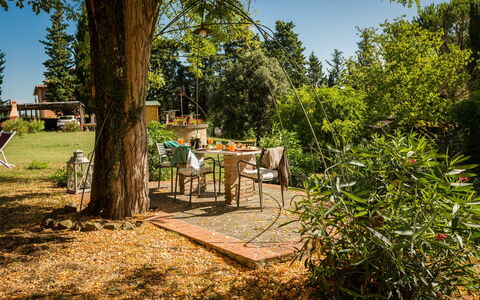 Logement Montelopio 4: Extérieur, Jardin