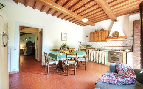 Logement Montelopio 3: Cuisine, Salle à manger, Salon