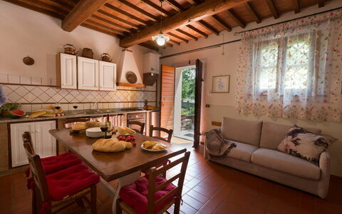 Logement Montelopio 3: Cuisine, Salle à manger, Salon