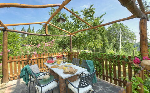 Logement Montelopio 8: Aliments, Balcon / Terrasse / Patio