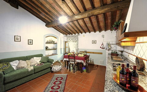 Logement Montelopio 8: Cuisine, Salle à manger, Salon