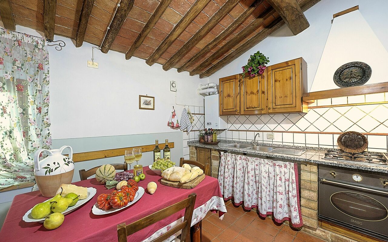 Logement Montelopio 8: Cuisine, Salle à manger, Salon