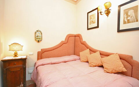 Logement Santo Agostino Belvedere: chambre à coucher