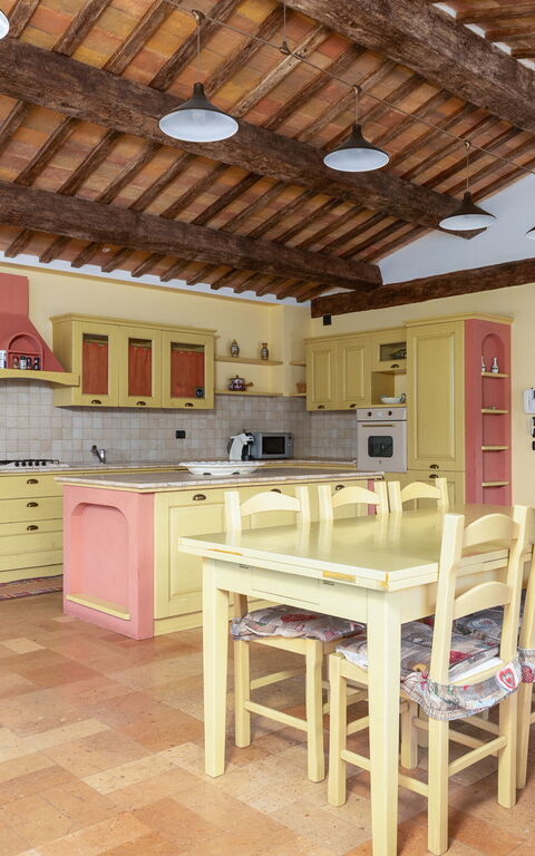 Villa Contessa: Cuisine, Salle à manger