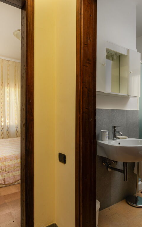 Villa Contessa: chambre à coucher, Salle de bain