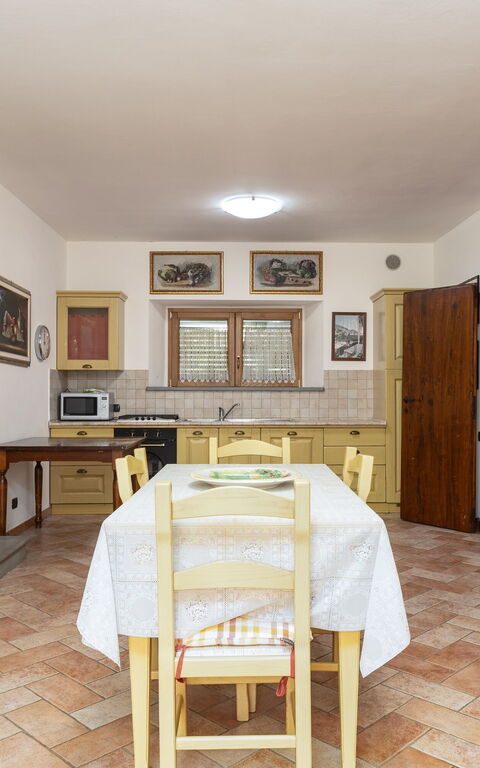 Villa Contessa: Cuisine, Salle à manger