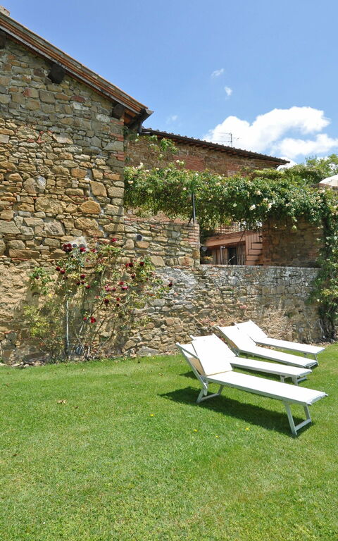 Podere Orietta: Extérieurs, Jardin