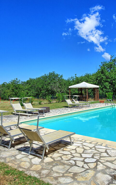 San Donato: bassin, Jardin