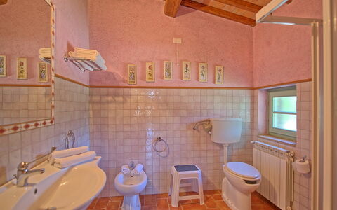Logement San Donato 2: Salle de bain