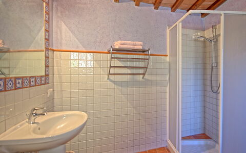 Logement San Donato 2: Salle de bain