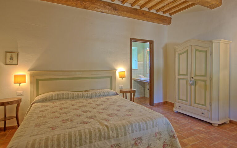 Logement San Donato 1: chambre à coucher