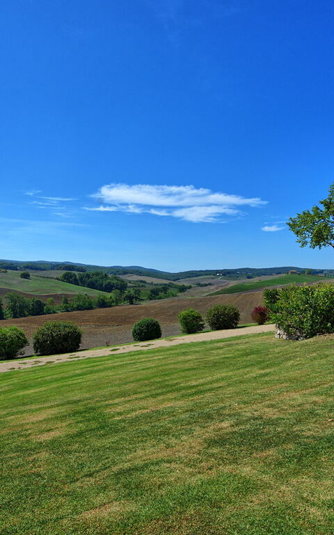 San Donnino: Extérieur, Jardin