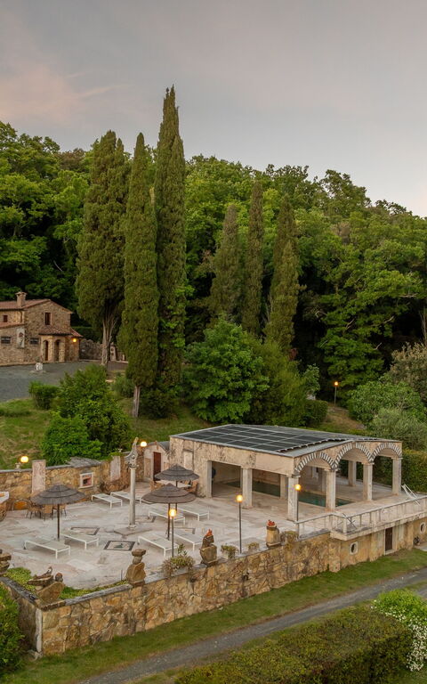 Le Querciolaie with Geothermal Pool: Vues
