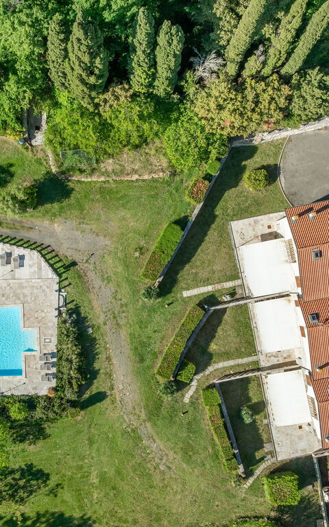 Le Querciolaie with Geothermal Pool: bassin, Jardin, Vues