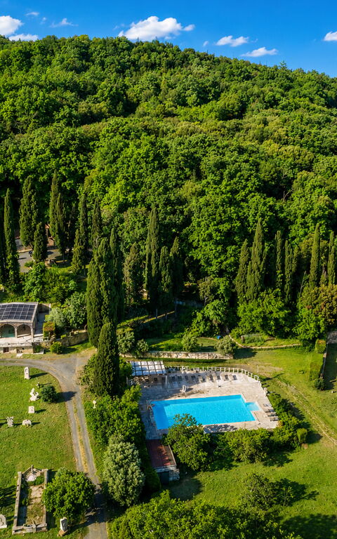 Le Querciolaie with Geothermal Pool: bassin, Extérieur, Extérieurs