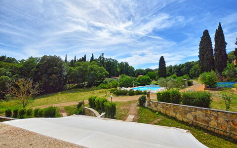 Logement Dependance 1: bassin, Jardin