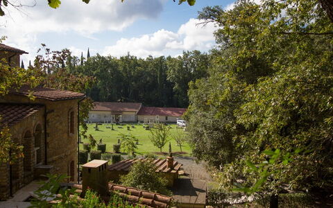 Logement Fontana 1: Extérieur, Extérieurs