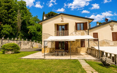 Logement Dependance 1: Entrée principale, Jardin