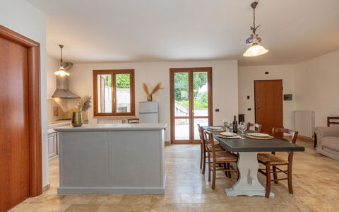 Logement Dependence 3: Salle à manger, Salon