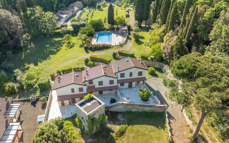 Le Querciolaie with Geothermal Pool: bassin, Jardin, Vues