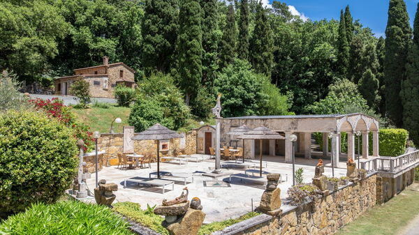 Le Querciolaie with Geothermal Pool: bassin, Extérieur, jacuzzi, Vues