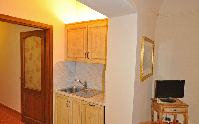 Logement Dante 4: Cuisine, Salle à manger, Salon