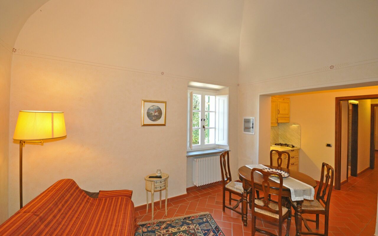 Logement Dante 4: Cuisine, Salle à manger, Salon