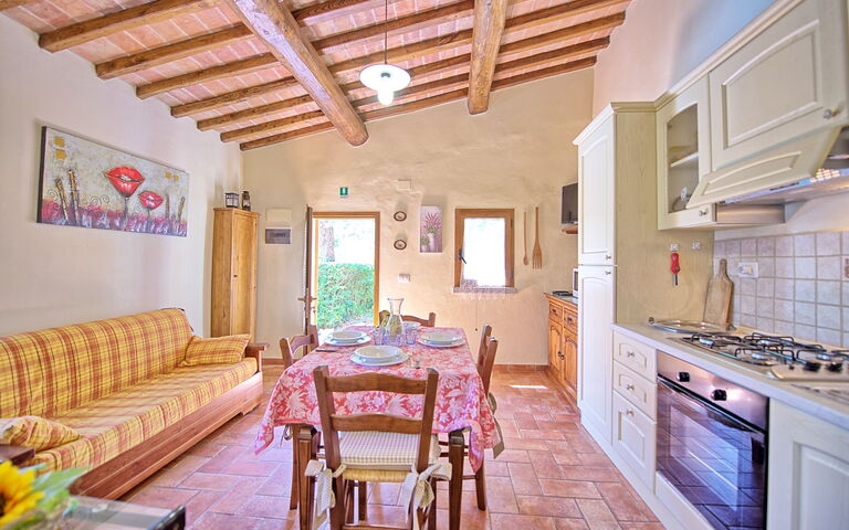 Il Salice: Cuisine, Salle à manger, Salon