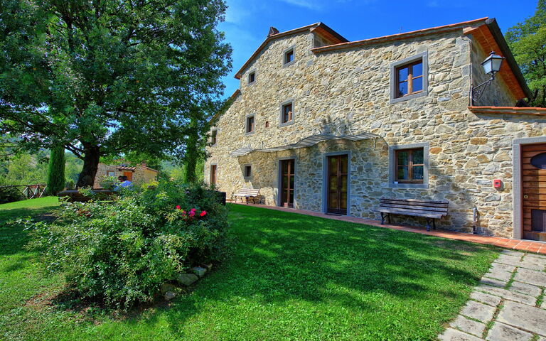 Villa Casentino: bassin, Extérieur, Jardin