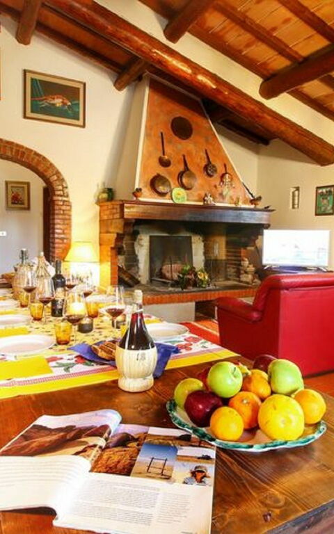 Civitella: Salle à manger, Salon