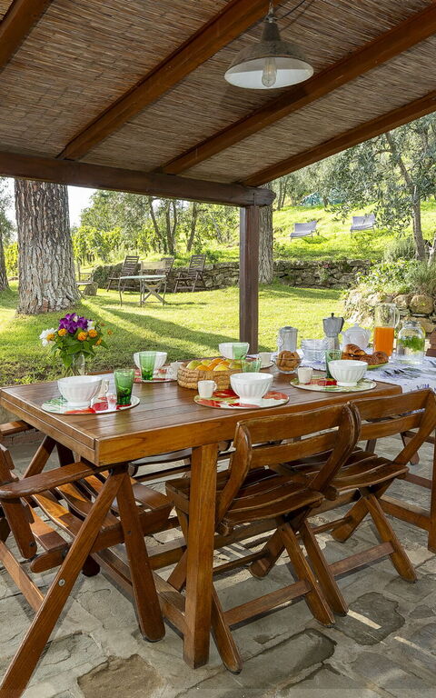 Bigiolo a Melazzano: Balcon / Terrasse / Patio, Extérieur